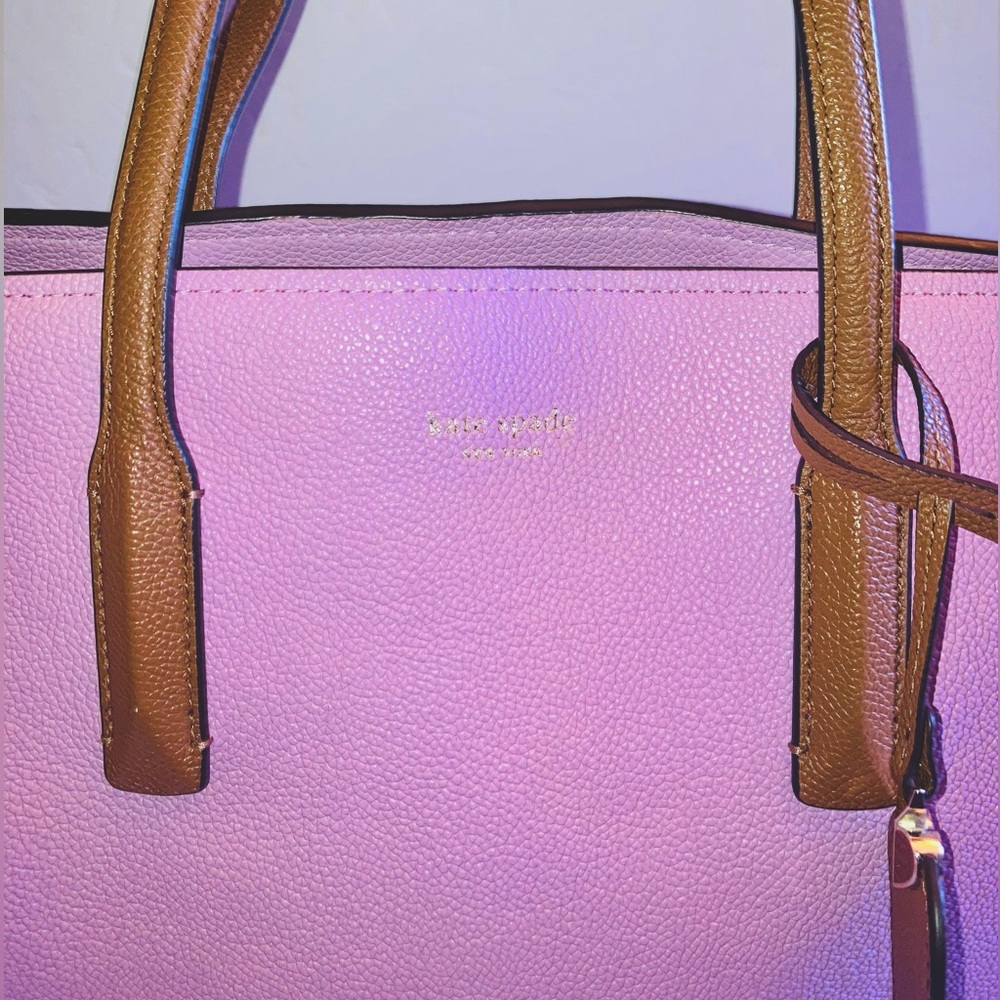 Kate Spade Large Pebbled Leather Lavender and Cream Tote Bag with Brown Handles - Picture 4 of 16